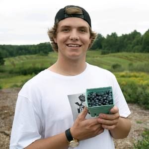 Meet your Posher, Ryan